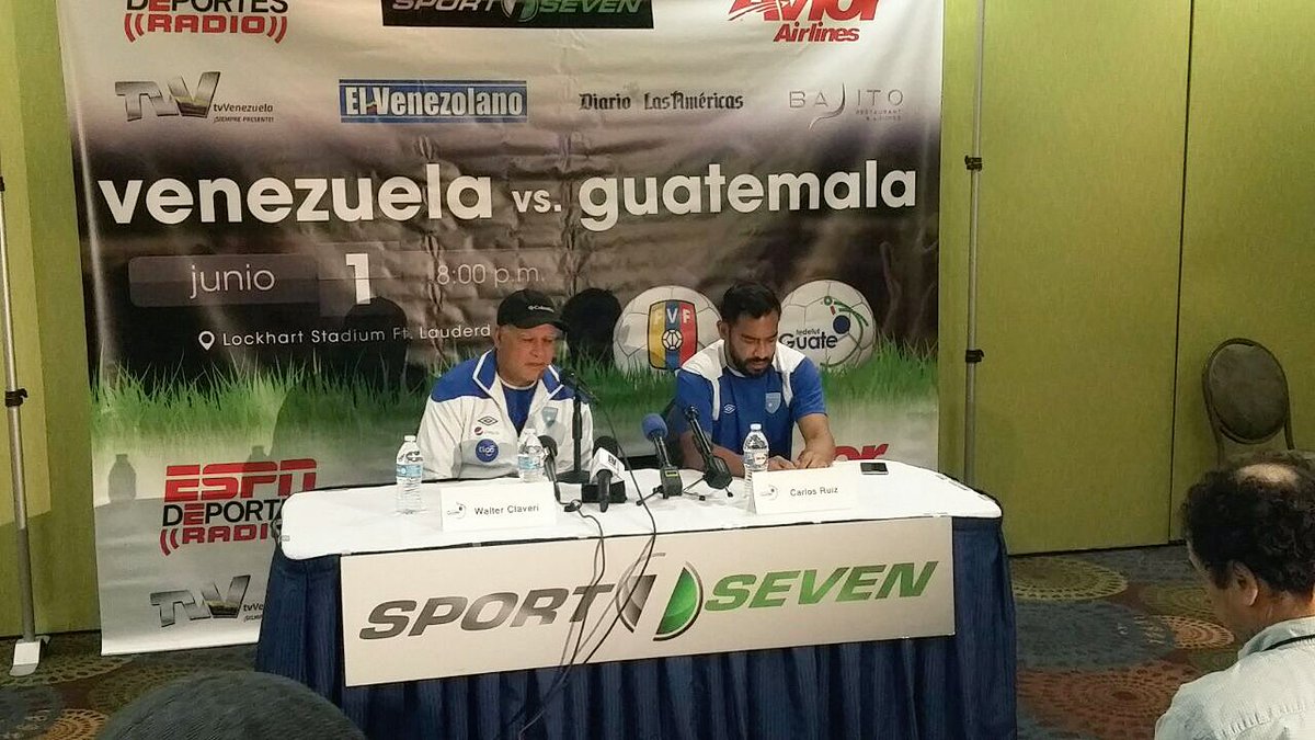 Carlos Ruiz, Walter Claverí