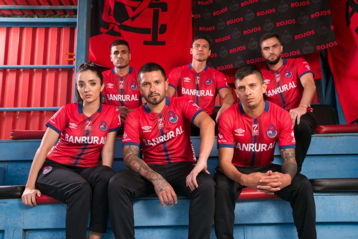 Uniforme Municipal Umbro 2020-2021