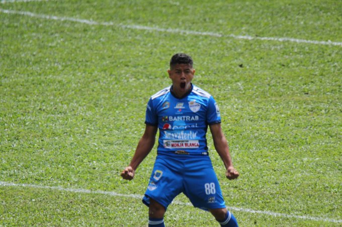 Pedro Altan no celebra su gol ante Municipal