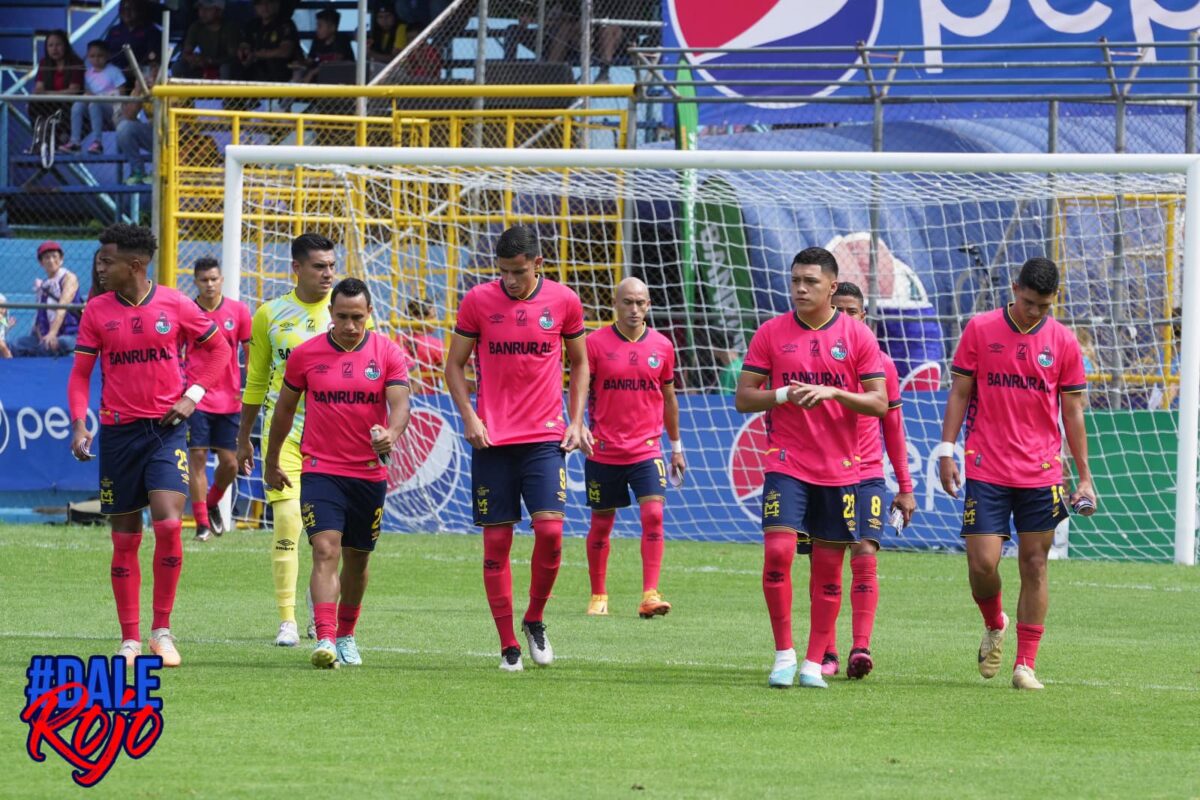 El cuadro rojo cayó derrotado ante Antigua GFC