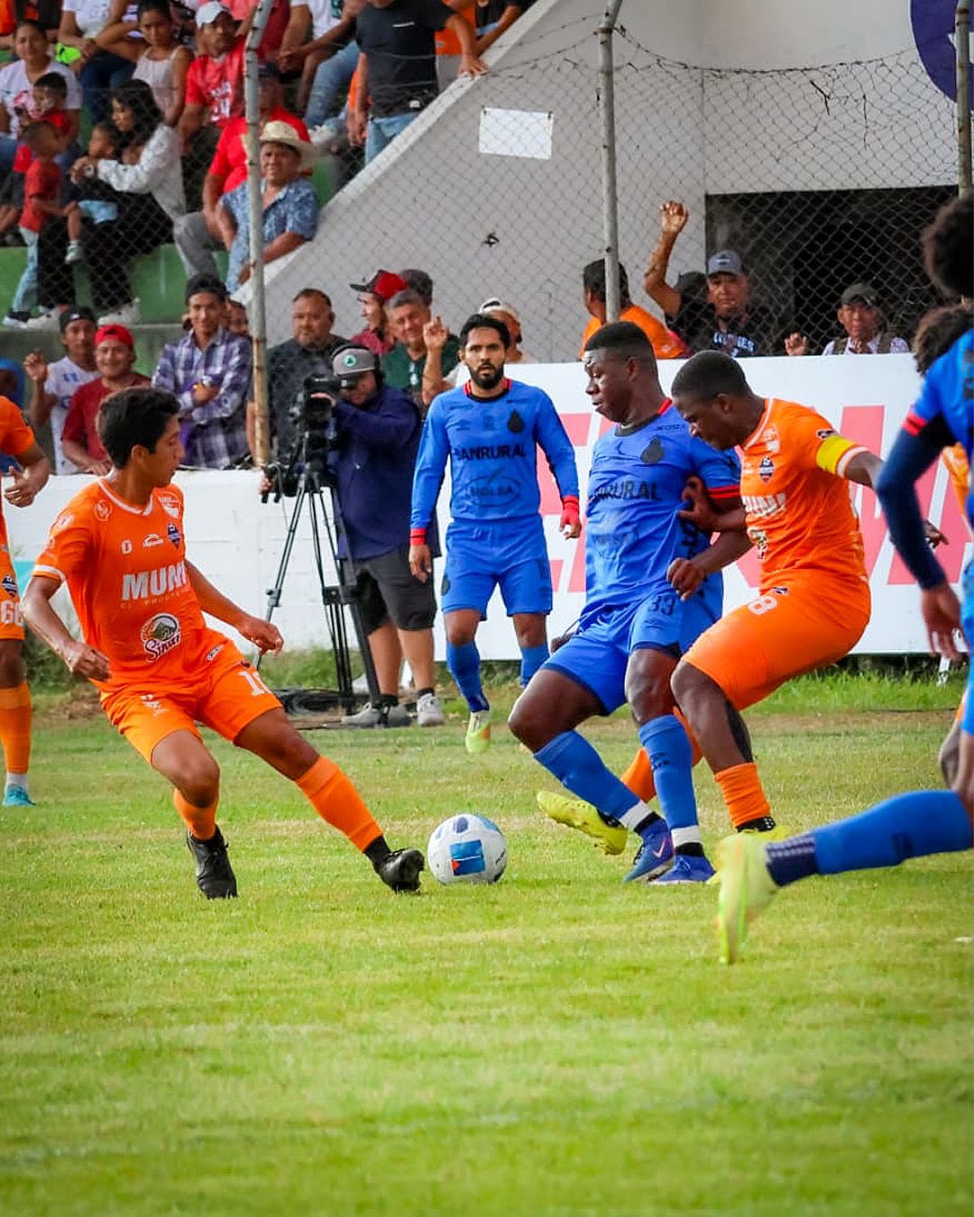 Municipal gana en Achuapa