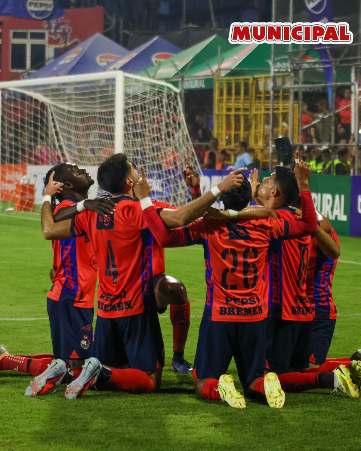 Municipal celebra el pase a la final ante Mixco